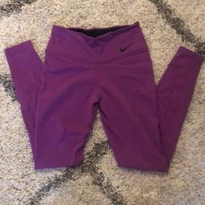 EUC Nike dri fit leggings